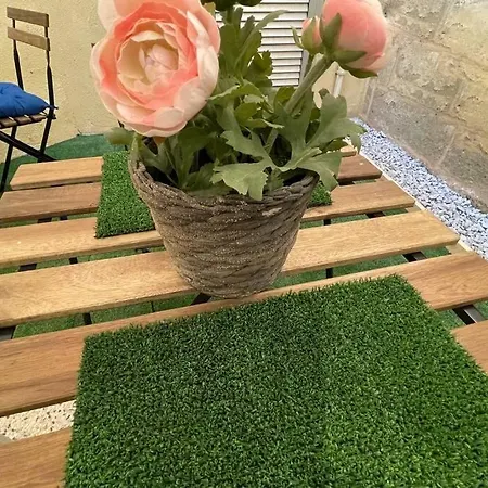 Апартаменты 2 Bed In Heart Of St Julians - 5min From Seafront *