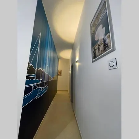 2 Bed In Heart Of St Julians - 5min From Seafront Apartment *