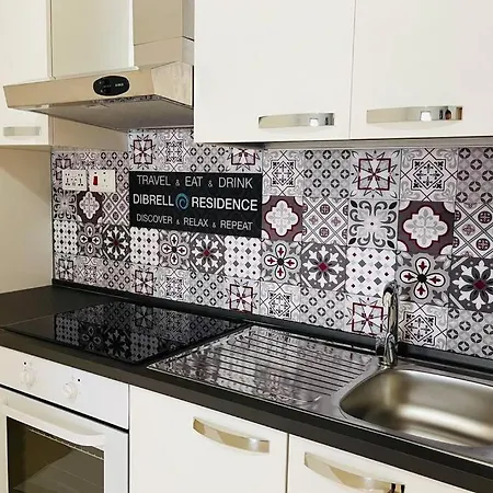 2 Bed In Heart Of St Julians - 5min From Seafront * San Ġiljan